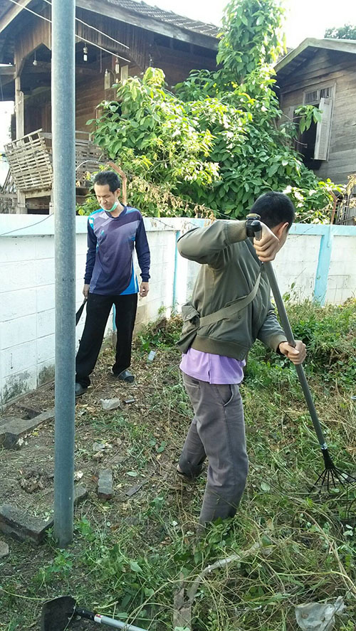 Dec03Manage01